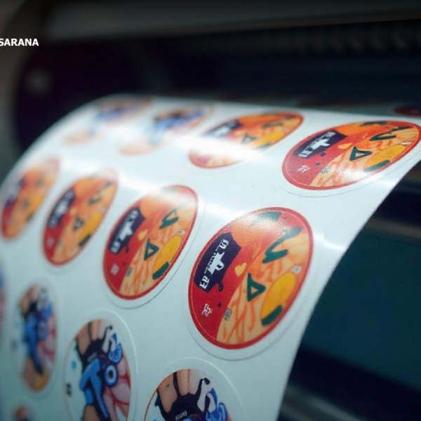 Cetak Stiker Profesional KDS_ Hasil Premium dengan Standar Internasional - PT Kahar Duta Sarana - Landing Page (Banner) (1)