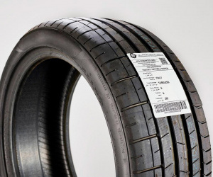 Tyre Label: Peran Penting Label Sticker dalam Identifikasi dan Informasi Produk Ban